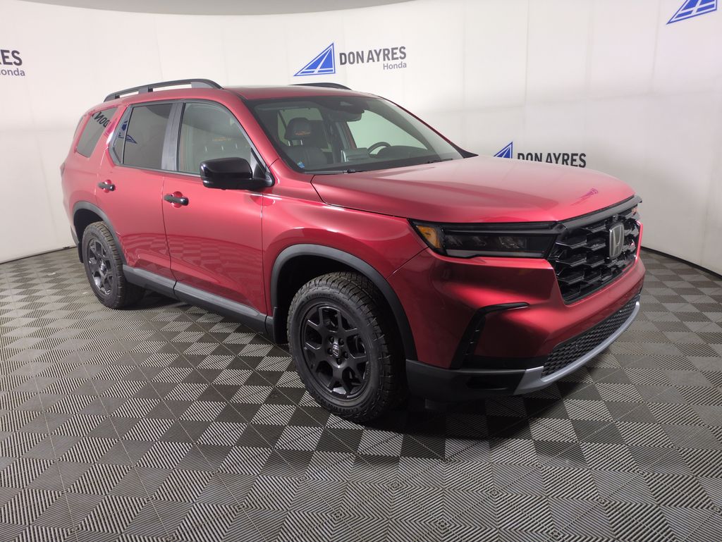 2025 Honda Pilot TrailSport photo 7