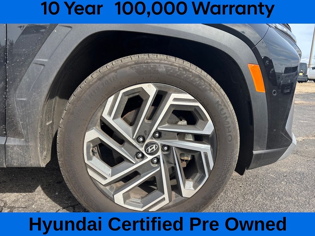 2025 Hyundai Tucson Limited photo 2