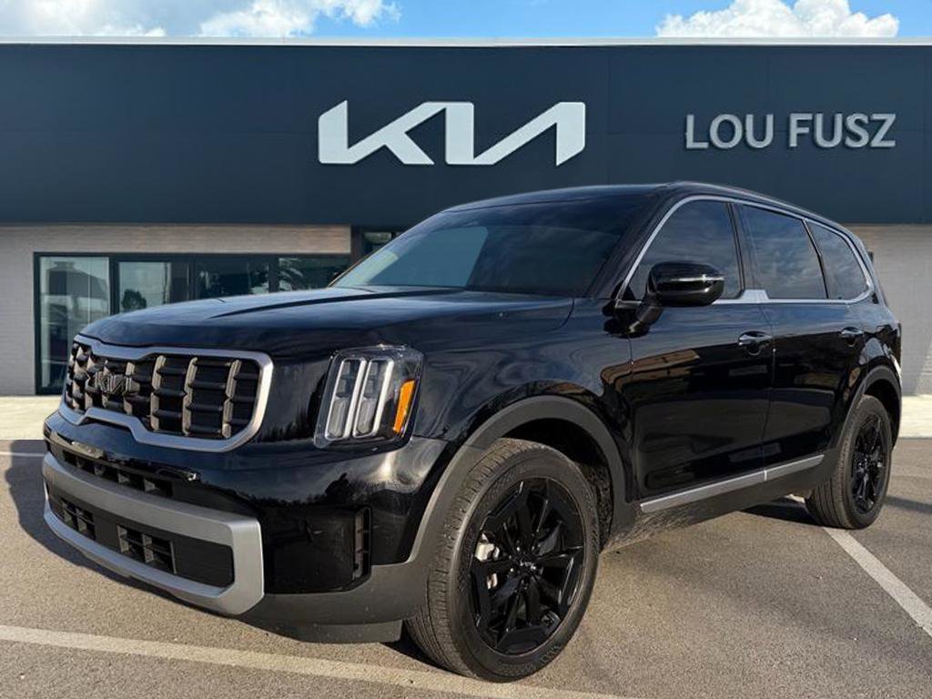 2023 Kia Telluride S's photo