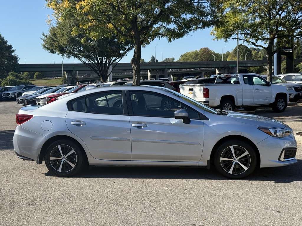 2023 Subaru Impreza Premium photo 4
