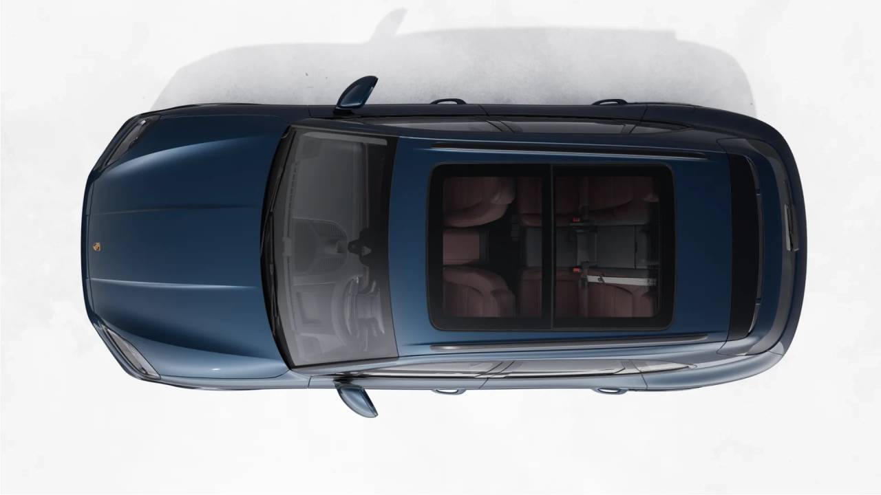 2025 Porsche Cayenne GTS photo 6