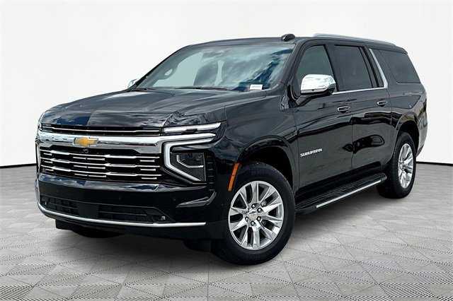 2025 Chevrolet Suburban Premier photo 3
