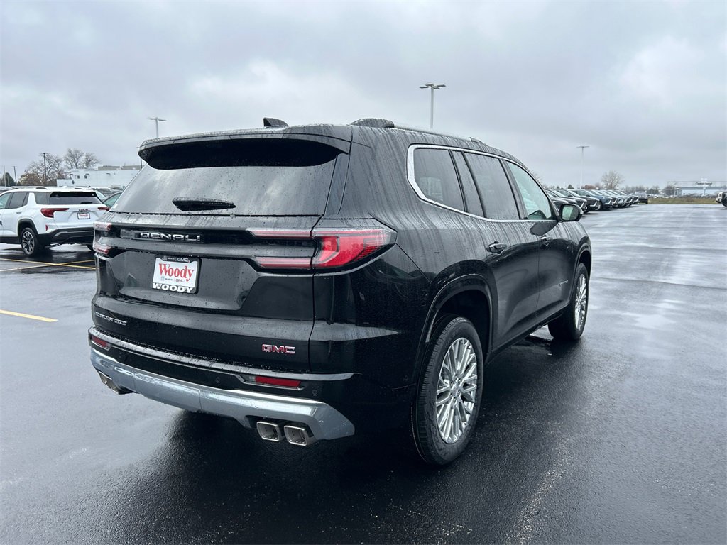 2026 GMC ACADIA - Image 7