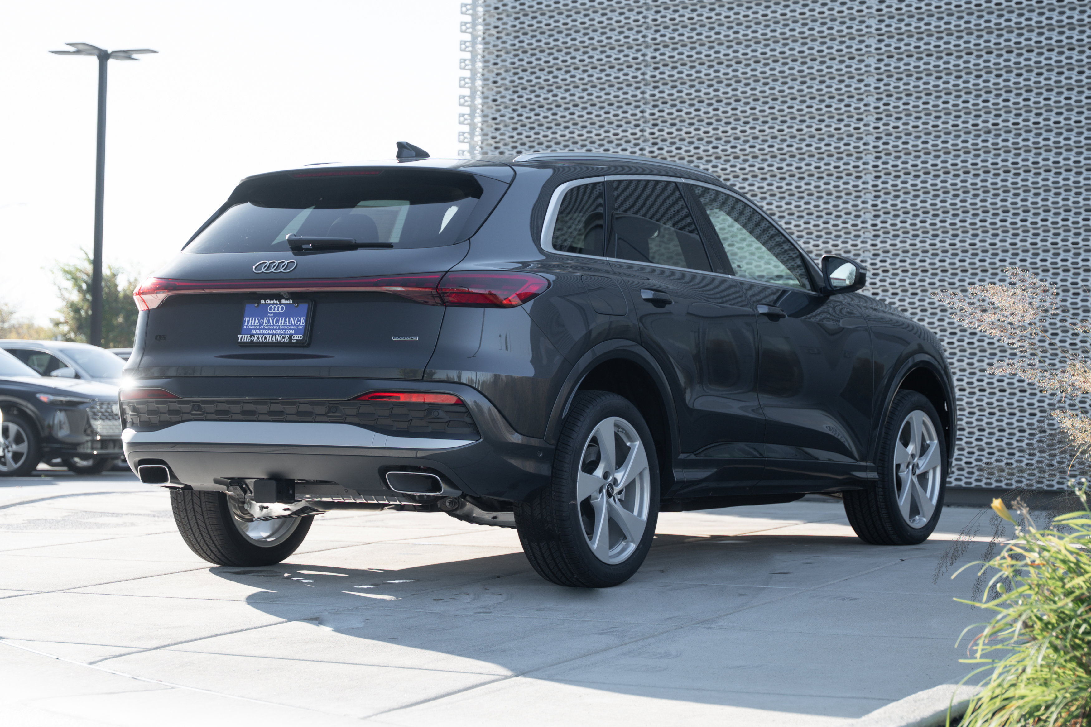 2025 Audi Q5 Premium Plus photo 4