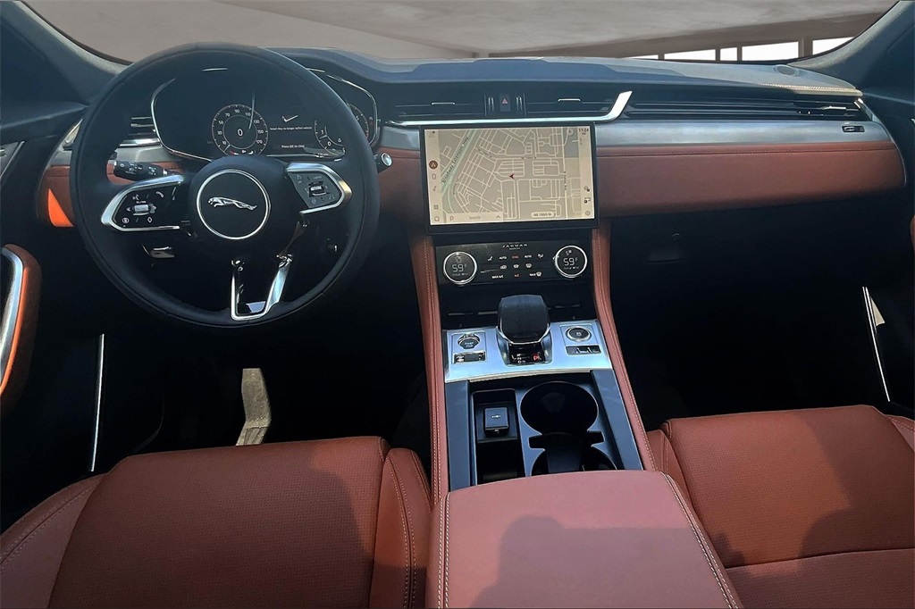 2026 Jaguar F-PACE P400 R-Dynamic S photo 5