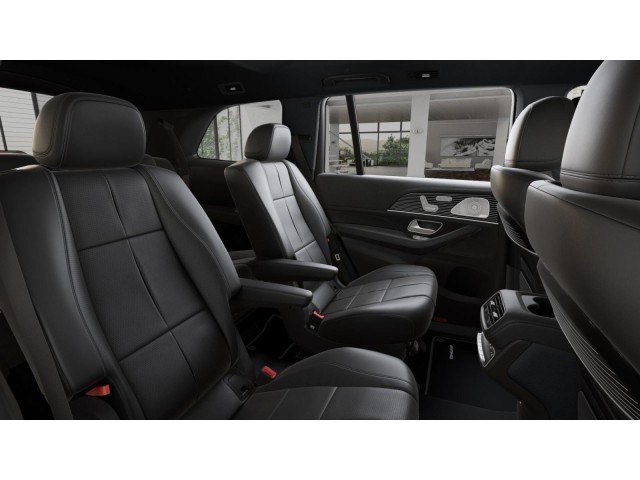 2026 Mercedes Benz GLS 580 4MATIC photo 5