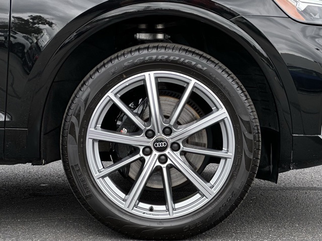 2022 Audi SQ5 Premium Plus photo 19