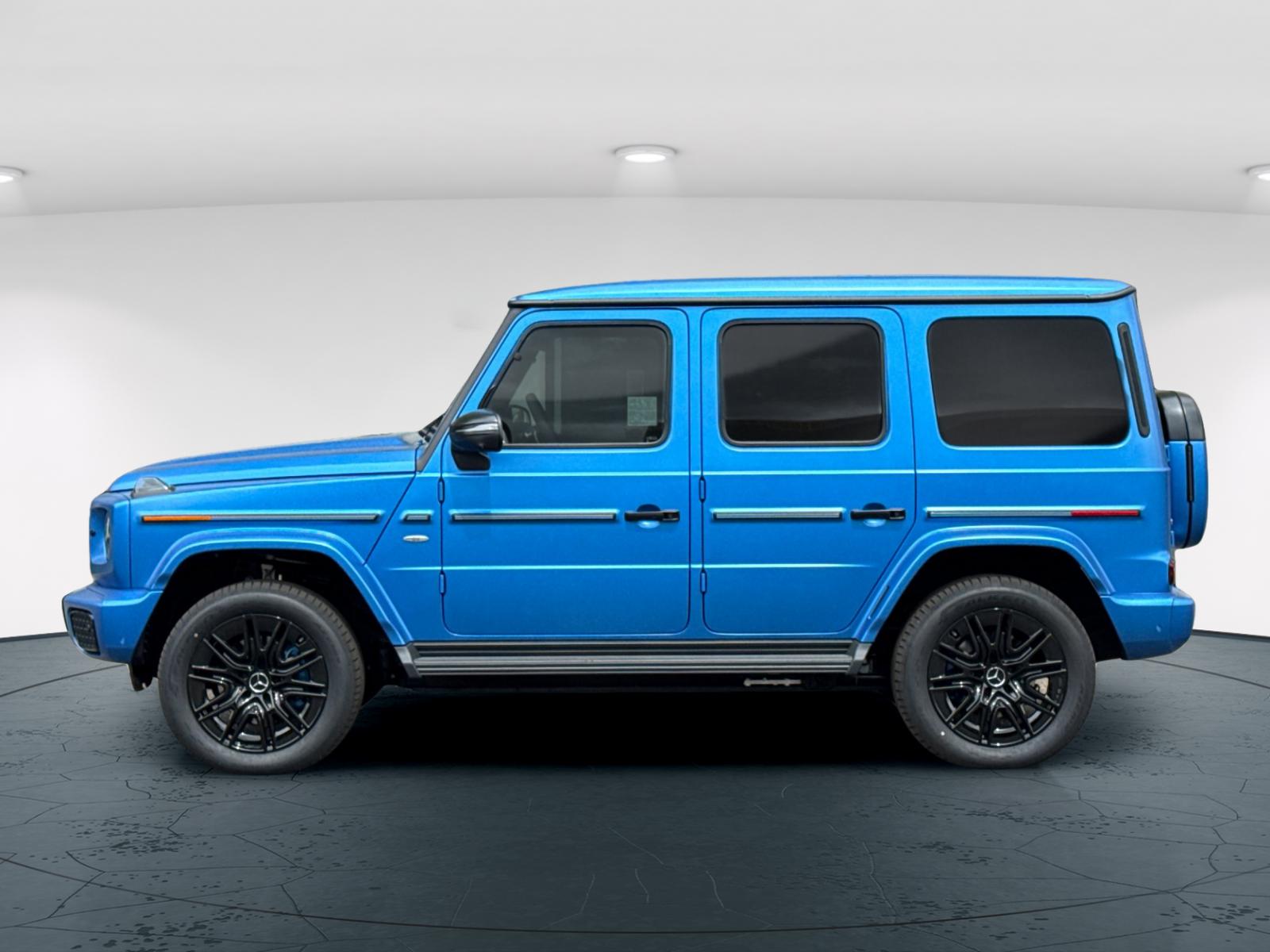 2025 Mercedes Benz G photo 3