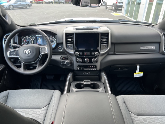 2025 Ram 1500 Big Horn Lone Star photo 6
