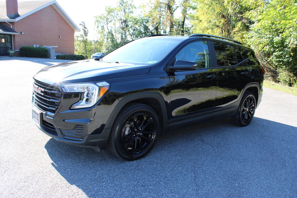 2022 Gmc Terrain SLE photo 2
