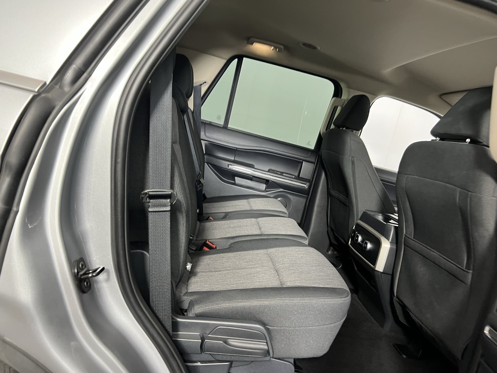 2024 Ford Expedition XLT photo 28