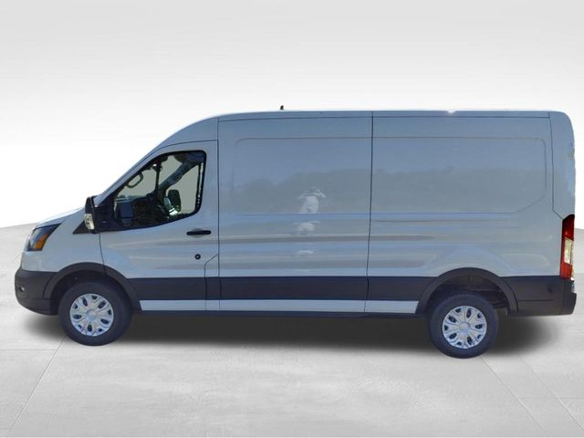 2024 Ford Transit photo 3