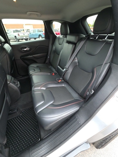 2021 Jeep Cherokee Trailhawk photo 4