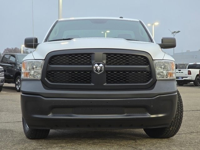 2022 Ram 1500 Classic photo 3