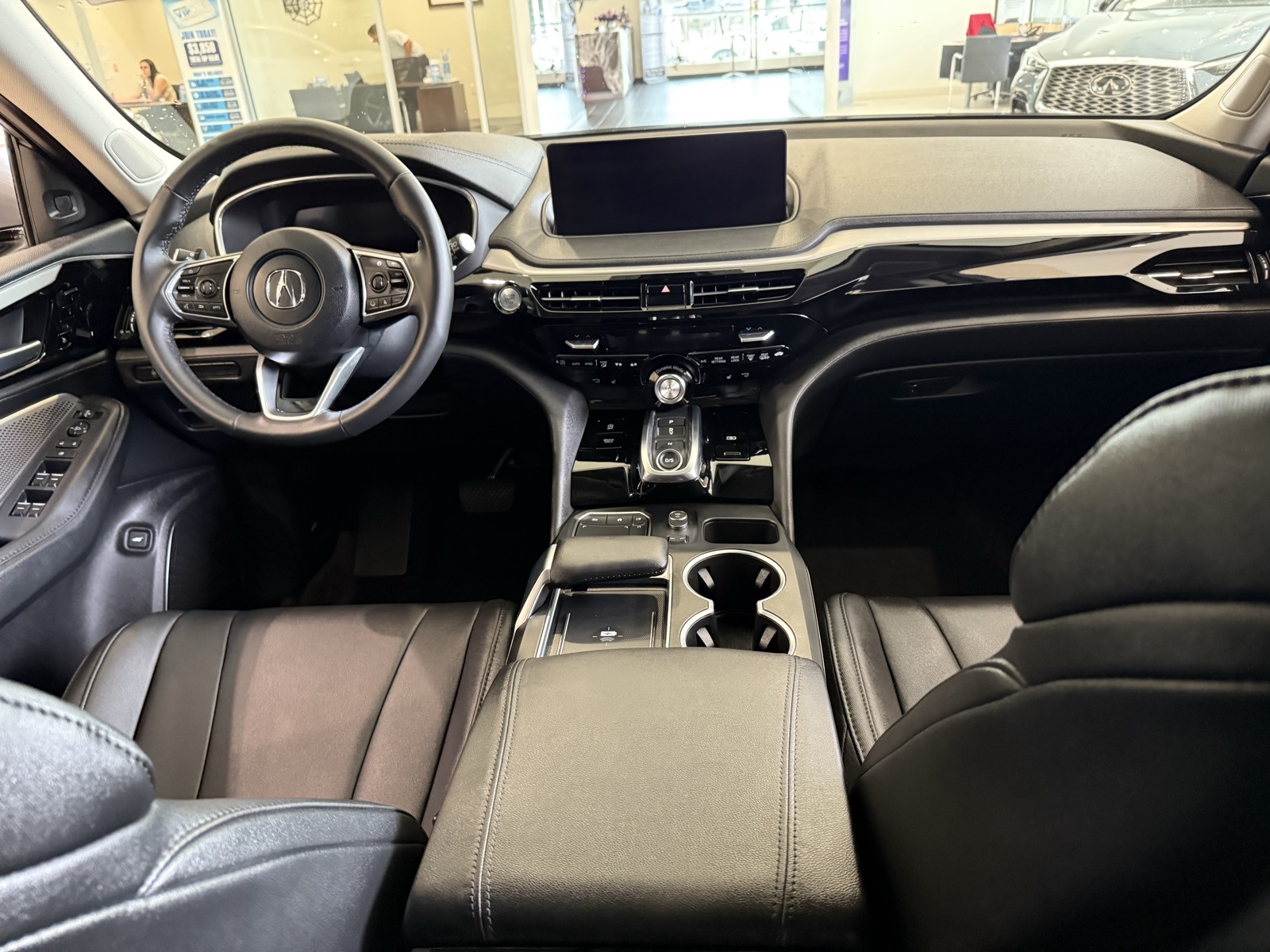 2024 Acura MDX SH-AWD photo 3