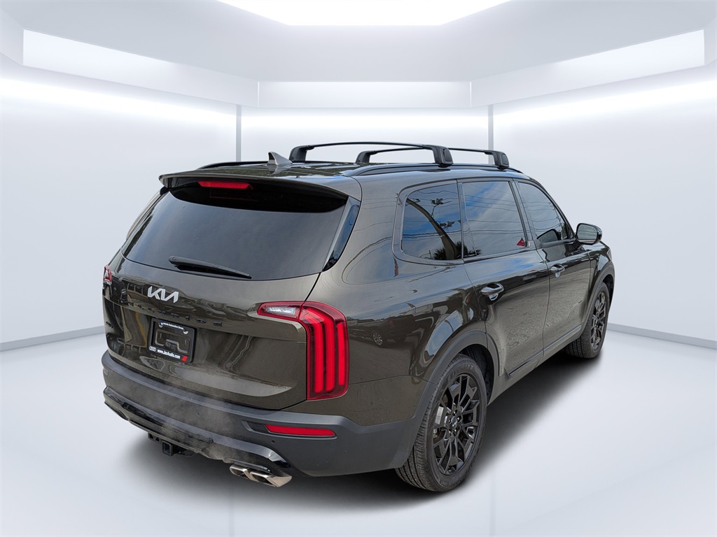 2022 Kia Telluride SX photo 2
