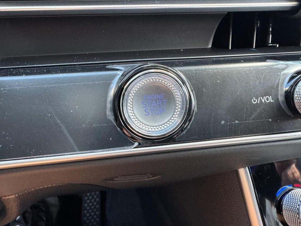 2026 Genesis GV70 2.5T Select photo 18