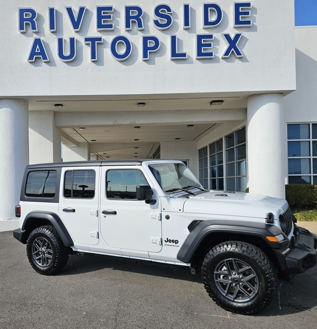 2024 Jeep Wrangler 4-Door Sport S's photo