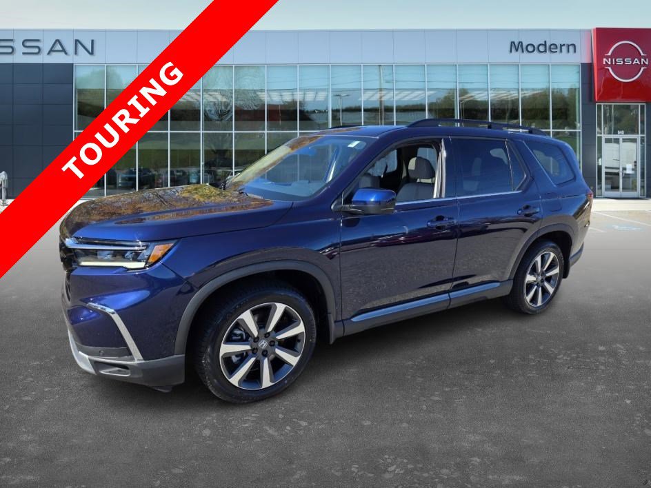 2025 Honda Pilot Touring's photo