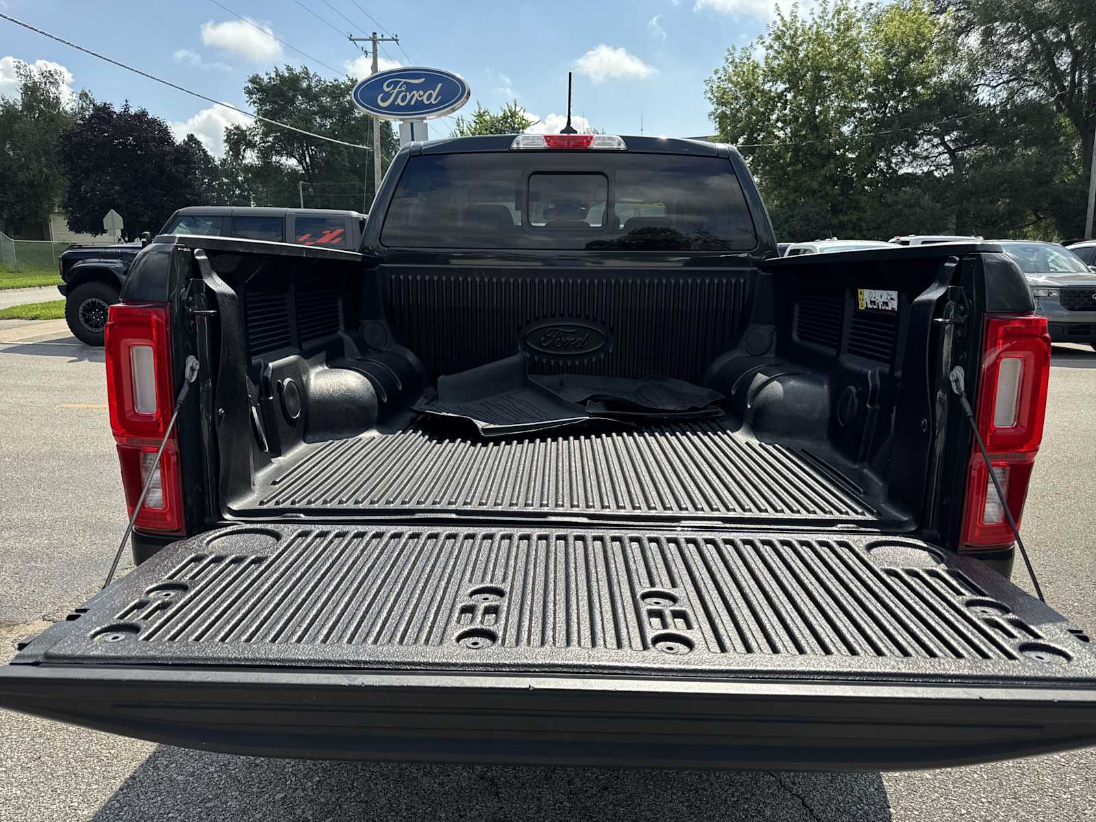 2022 Ford Ranger XLT photo 9