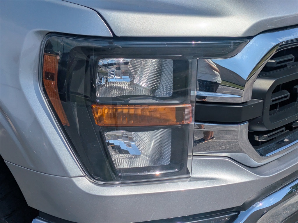 2023 Ford F-150 XLT photo 8