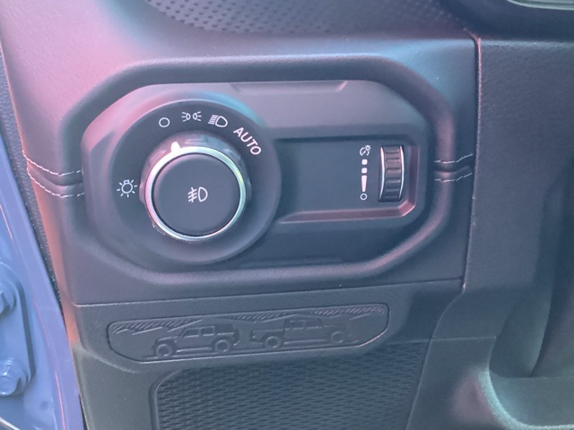 2025 Jeep Wrangler Rubicon photo 3