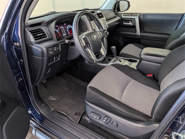 2022 Toyota 4Runner SR5 photo 7