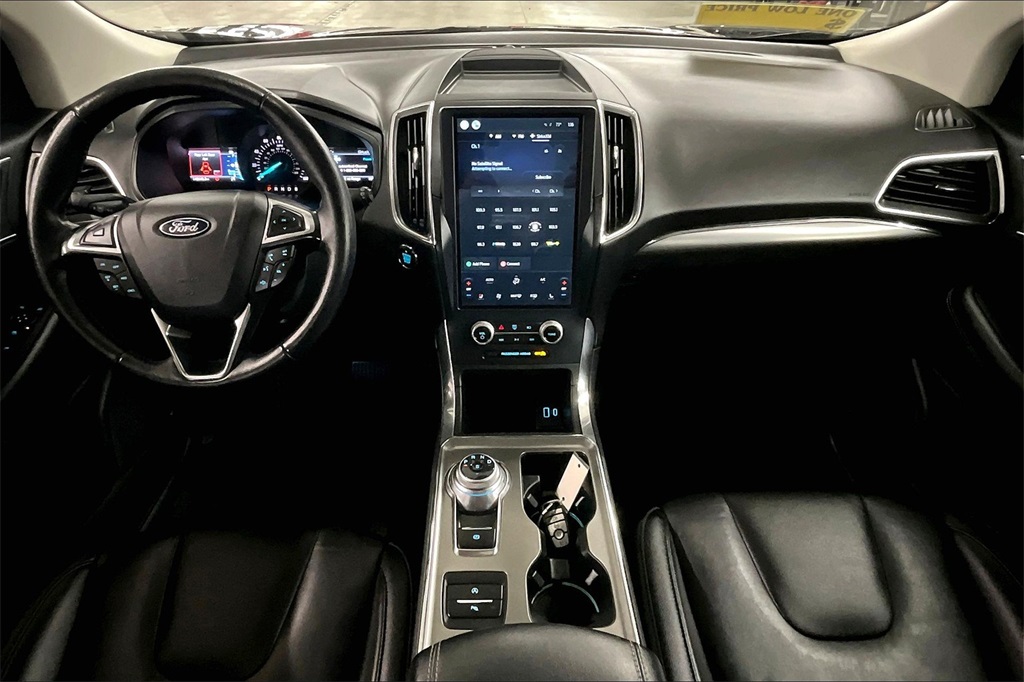 2022 Ford Edge Titanium photo 20