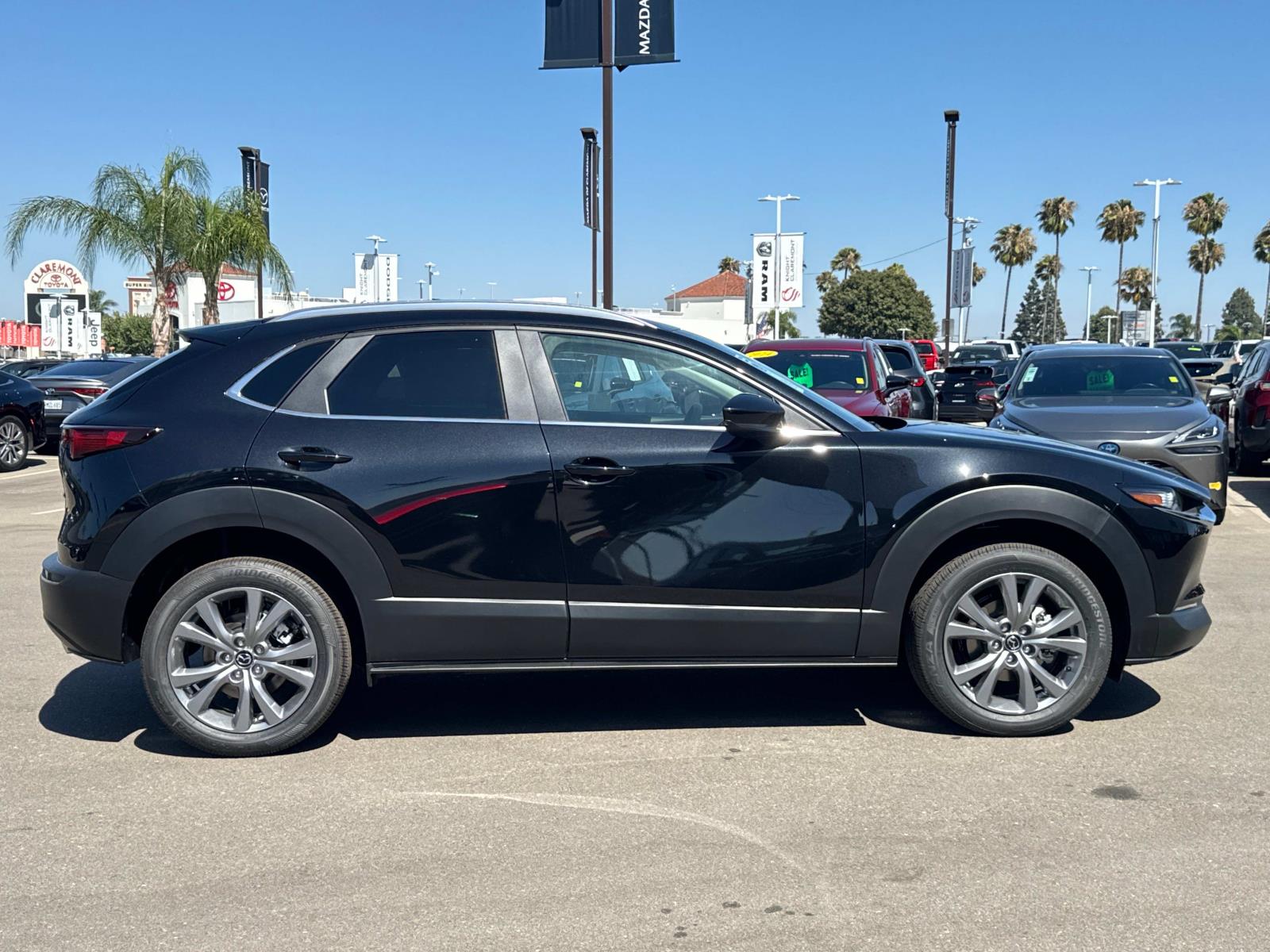 2025 Mazda CX-30 2.5 S Preferred photo 3