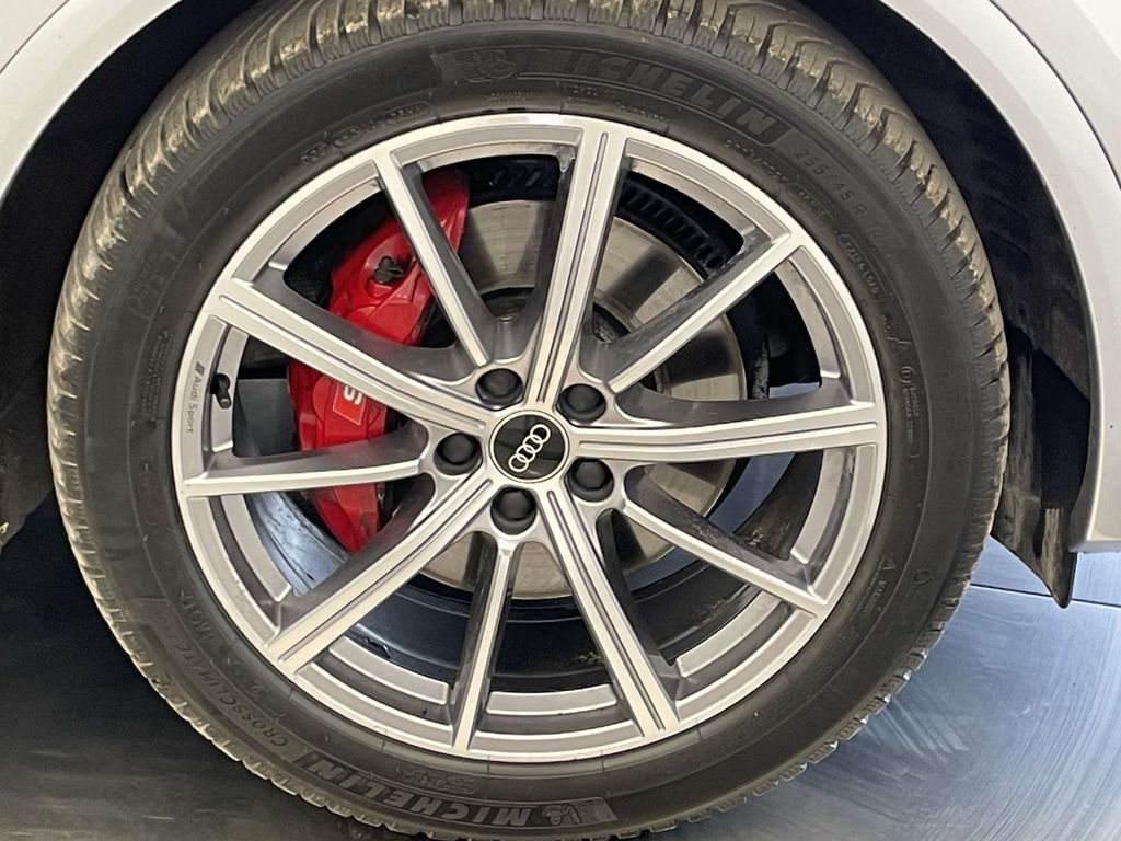 2023 Audi SQ5 Prestige photo 14