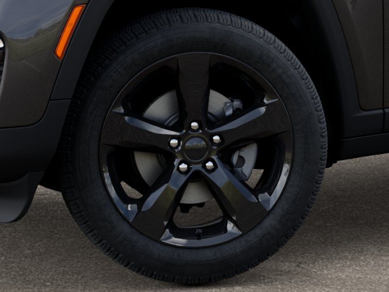 2025 Jeep Grand Cherokee Limited photo 3