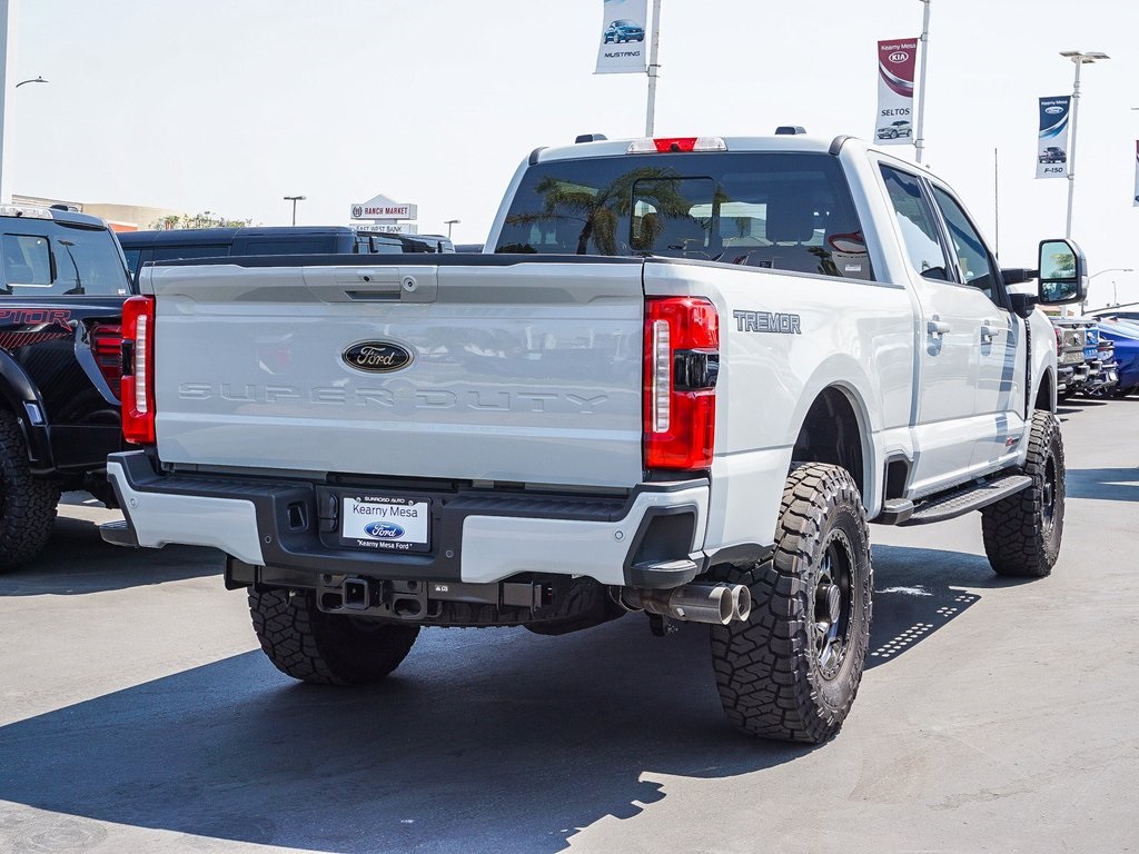 2025 Ford F-250 photo 7