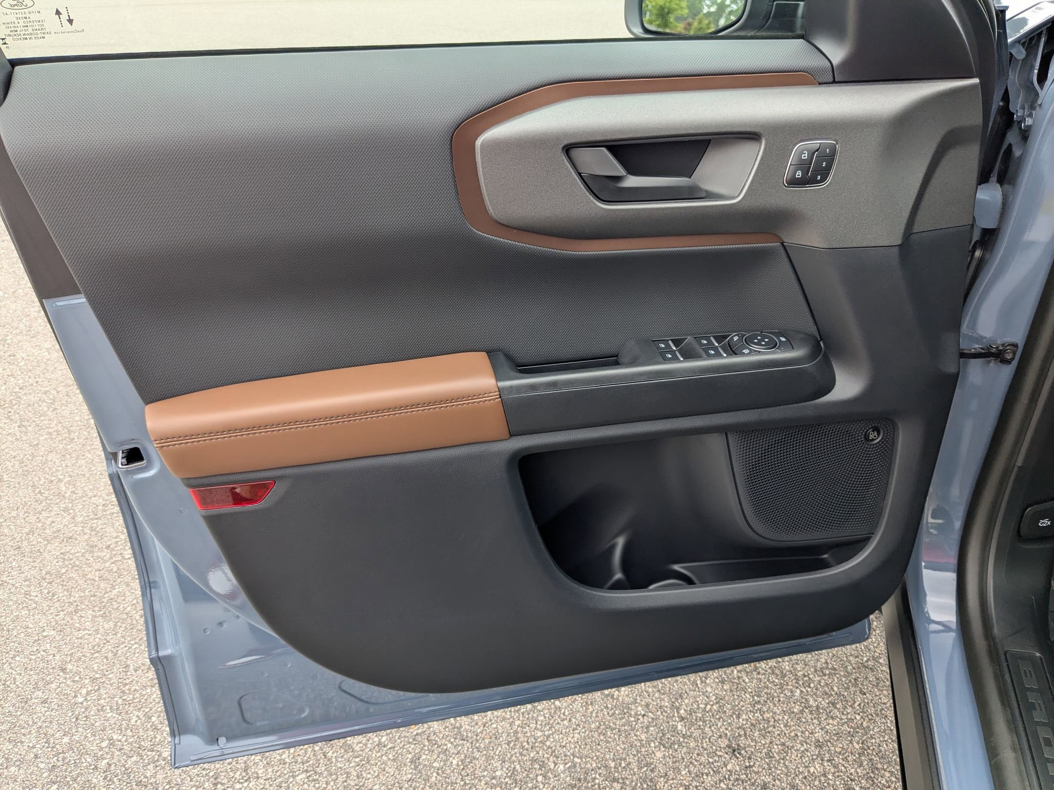 2025 Ford Bronco Sport Outer Banks photo 9