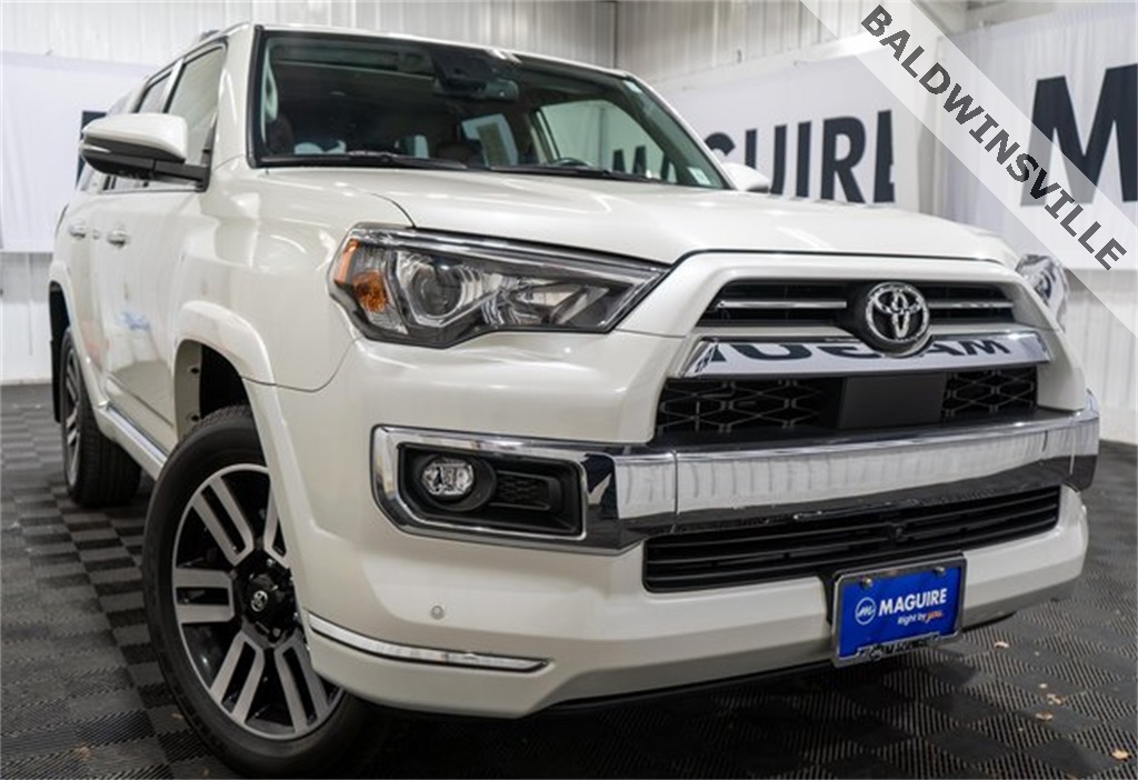 2023 Toyota 4Runner Limited's photo