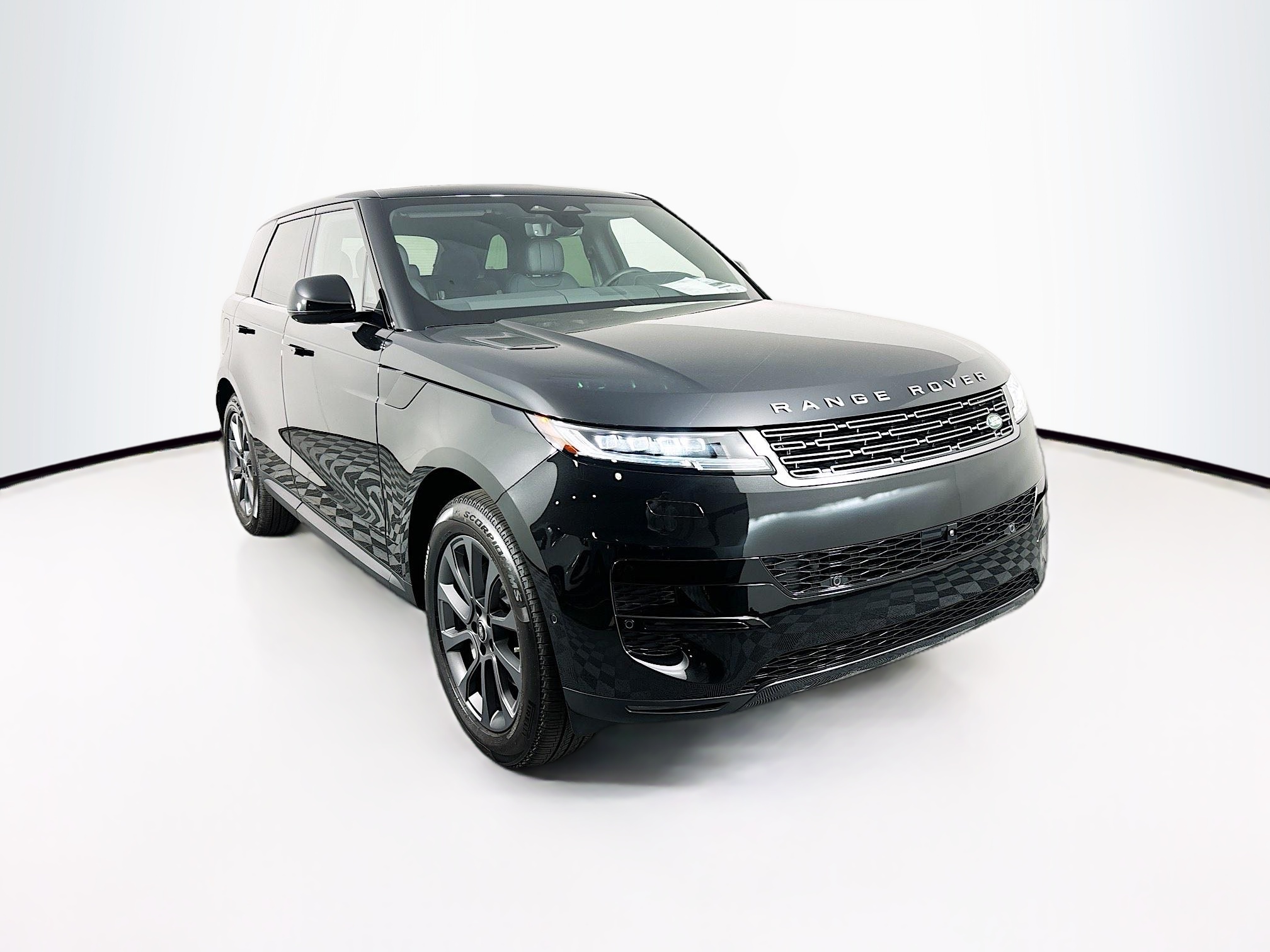 2025 Land Rover Range Rover Sport SE photo 3
