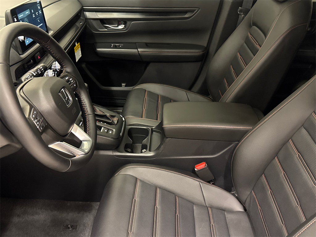 2026 Honda CR-V Hybrid Sport-L photo 18