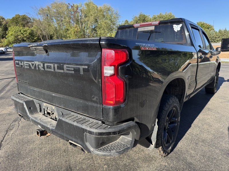2021 Chevrolet Silverado 1500 LT Trail Boss photo 2