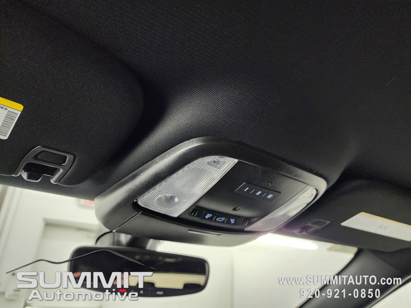 2025 Dodge Durango R/T photo 13