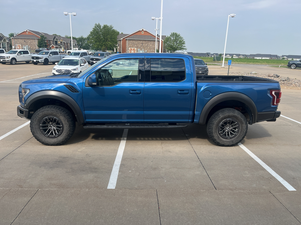 2020 Ford F-150 Raptor photo 4