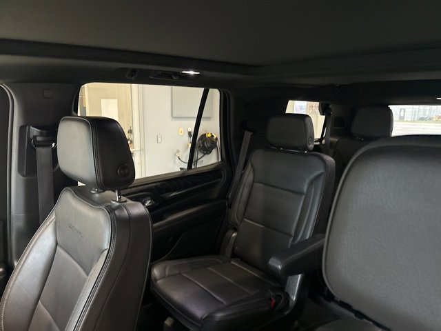 2022 Gmc Yukon Denali photo 15