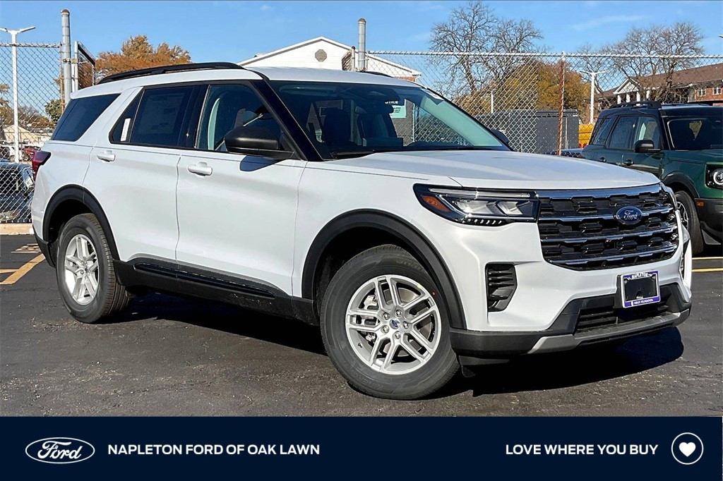 2026 Ford Explorer Active's photo