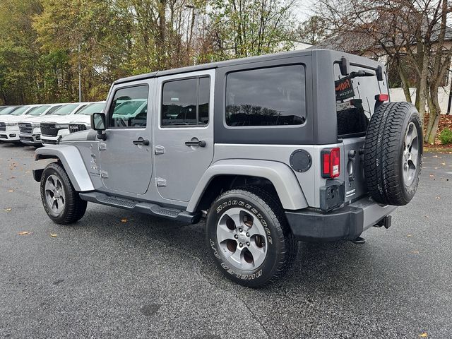 2018 Jeep Wrangler Unlimited Sahara photo 2