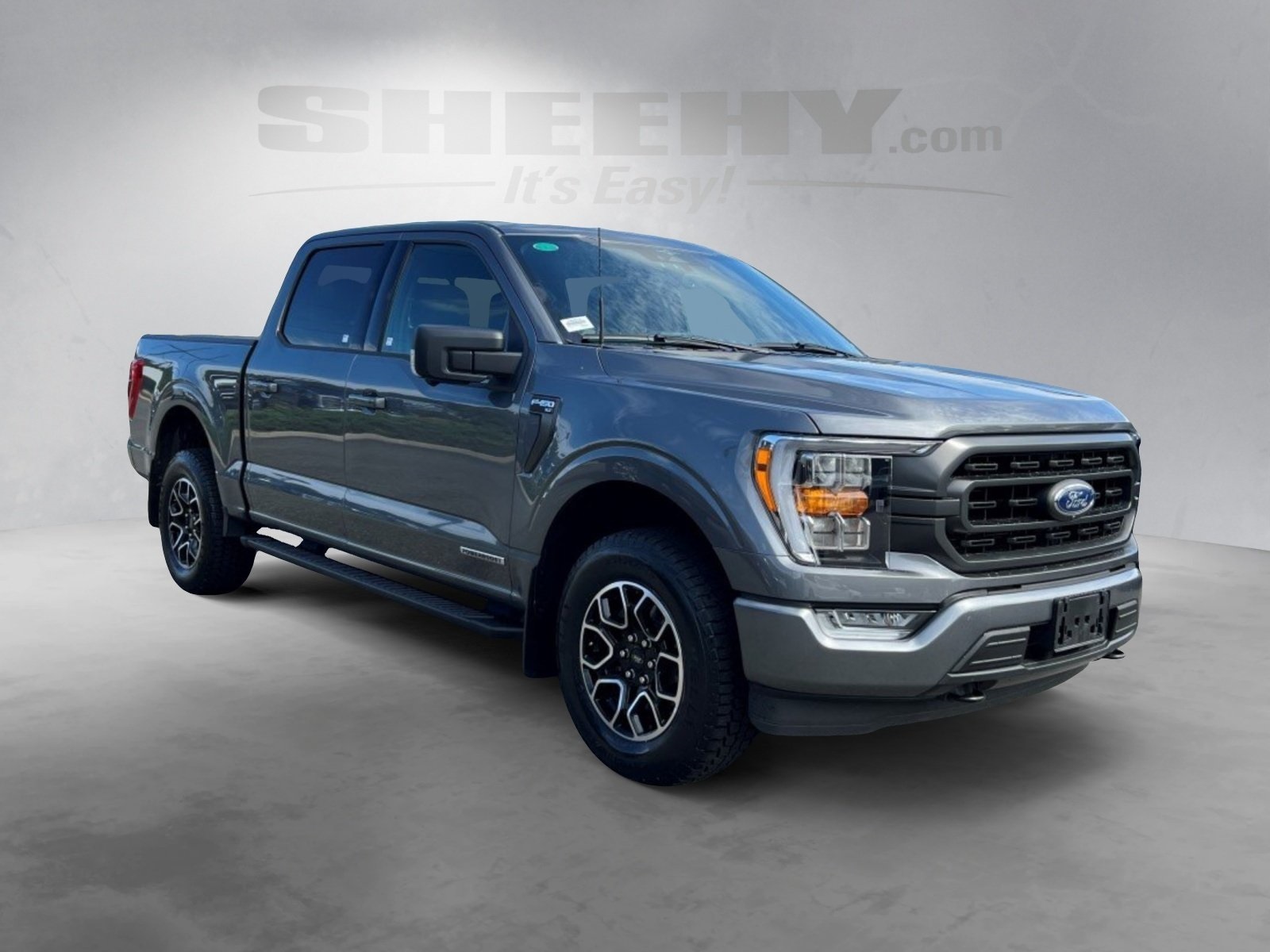 2023 Ford F-150 XLT photo 2