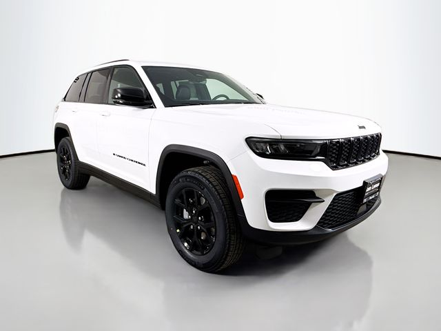 2025 Jeep Grand Cherokee Altitude's photo