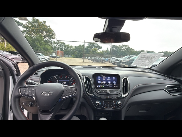 2023 Chevrolet Equinox RS photo 11