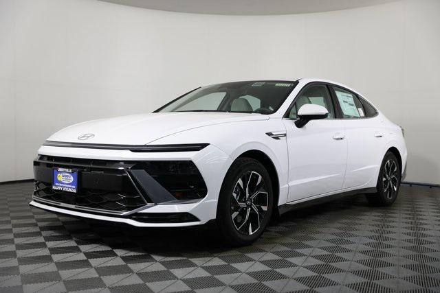 2025 Hyundai Sonata SEL photo 2