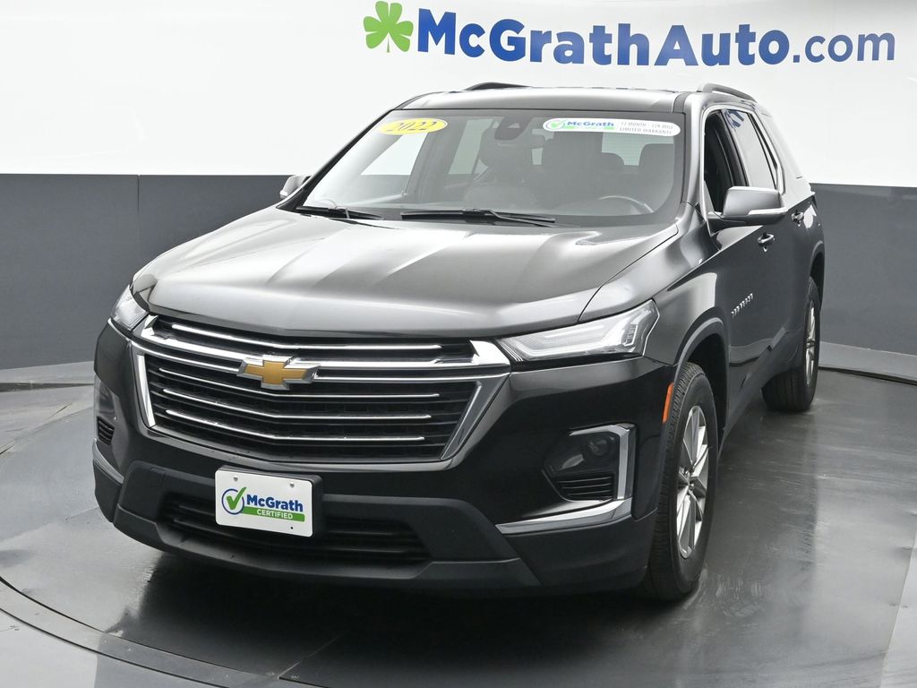 2022 Chevrolet Traverse Leather photo 2
