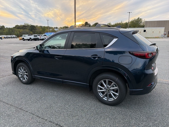 2025 Mazda CX-5 2.5 S Preferred photo 5
