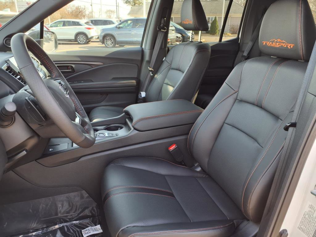 2025 Honda Ridgeline TrailSport photo 4