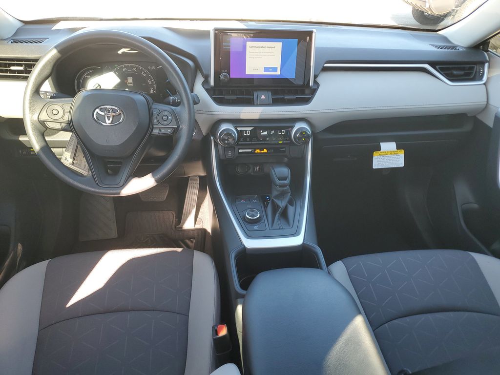 2025 Toyota RAV4 Hybrid XLE photo 14